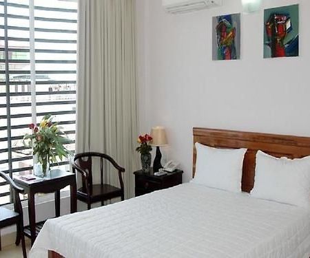 Hoa Dong Duong Hotel Ho Chi Minh City Exterior photo